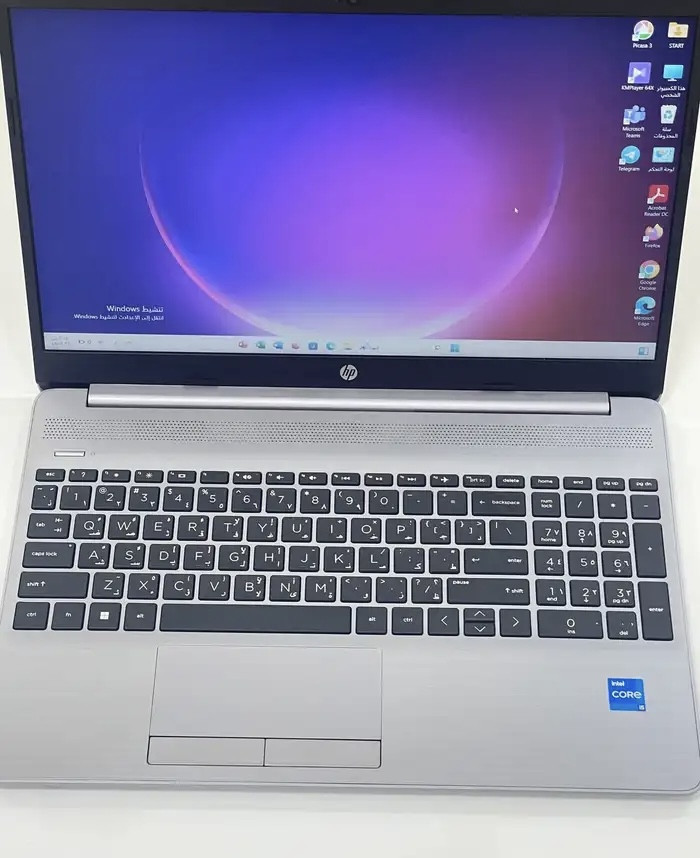 لابتوب hp - معالج i5 - ذاكره 8 -استعمال نظيف جدا